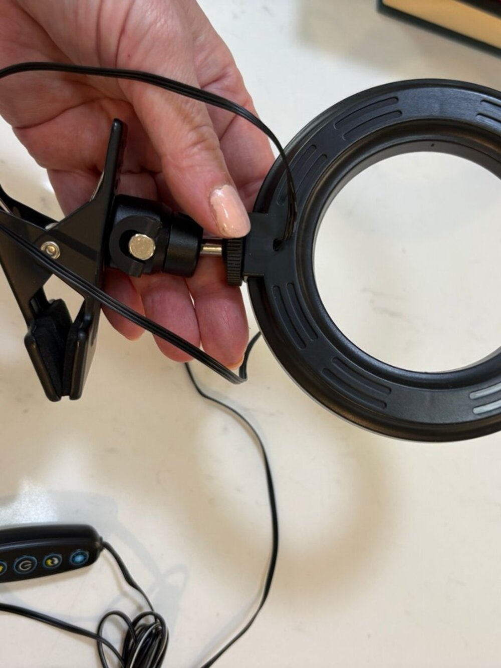 USB Clip-On LED Ring Light with Inline Controls - Picture 5 of 5